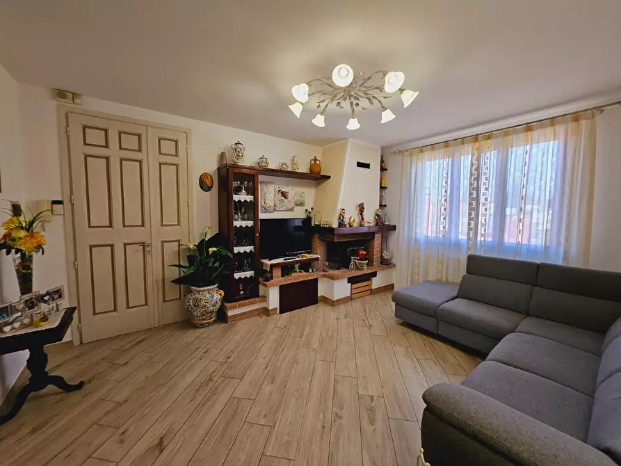 Immagine 21 di Casa semindipendente in vendita  a Casciana Terme Lari