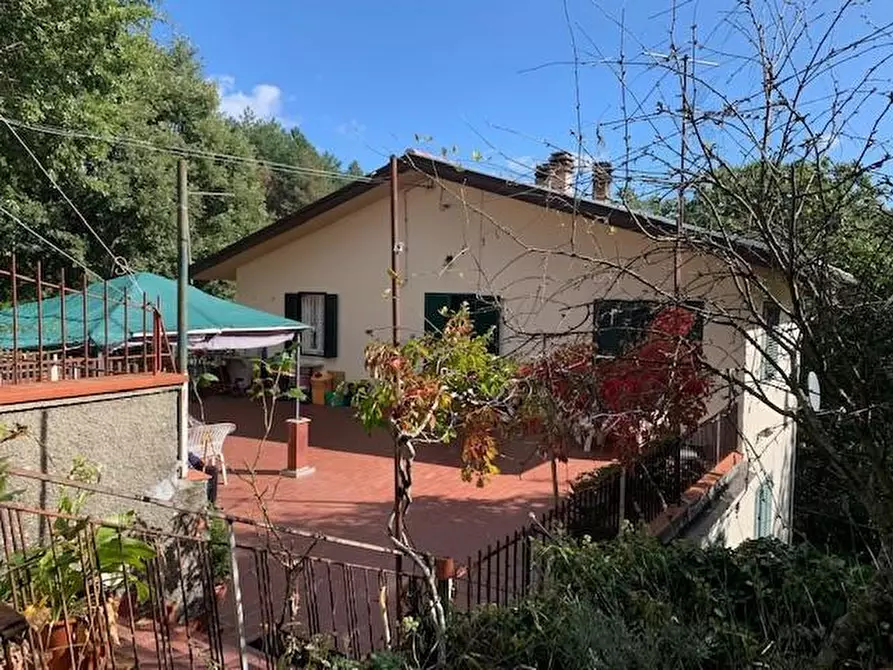 Immagine 25 di Casa indipendente in vendita  a Marliana