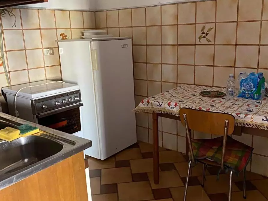 Immagine 6 di Villa in vendita  a Viareggio