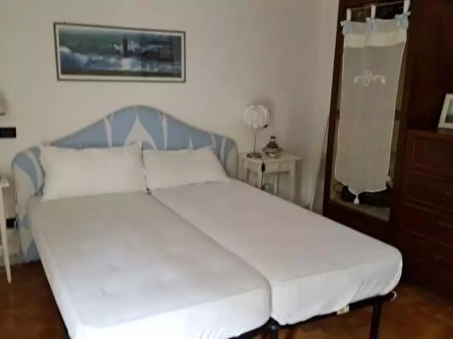 Immagine 6 di Appartamento in affitto  a Carrara