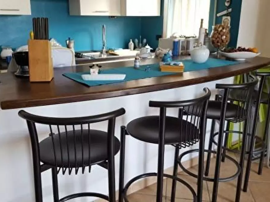 Immagine 1 di Appartamento in affitto  a Carrara