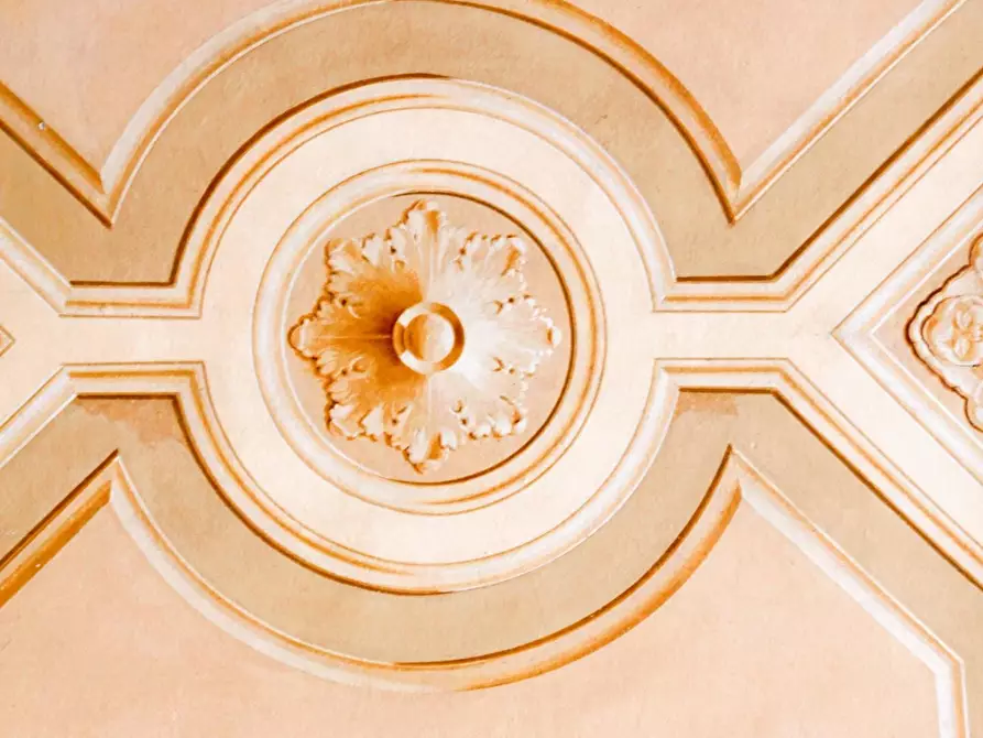 Immagine 10 di Immobile di prestigio in vendita  a Lucca