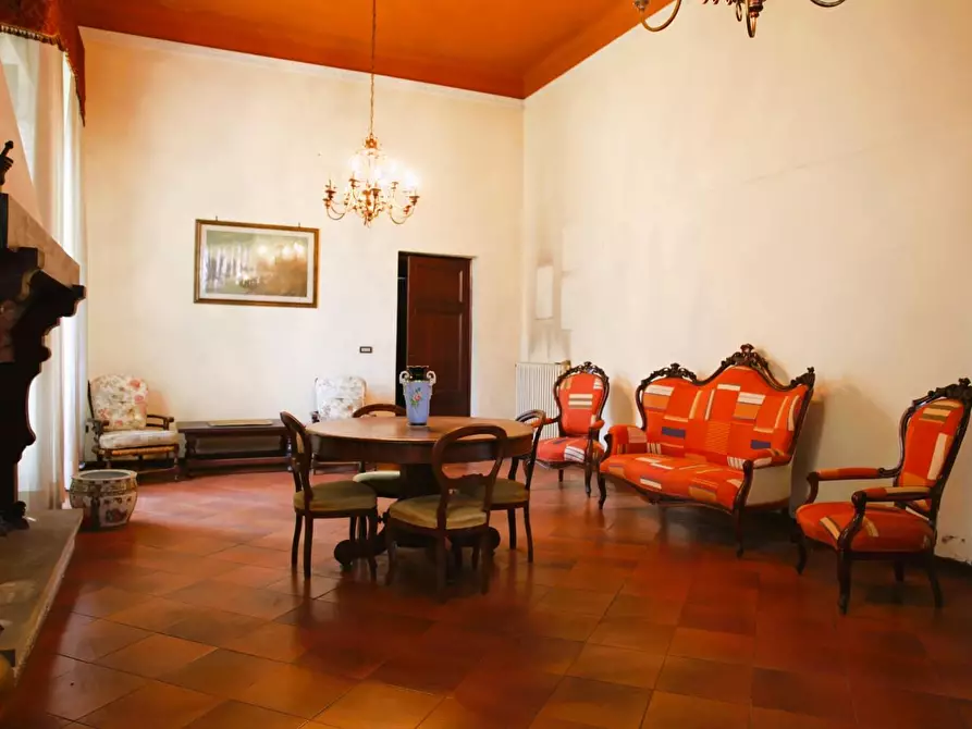 Immagine 3 di Immobile di prestigio in vendita  a Lucca