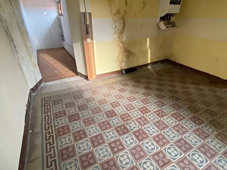 Immagine 3 di Appartamento in vendita  a Massa