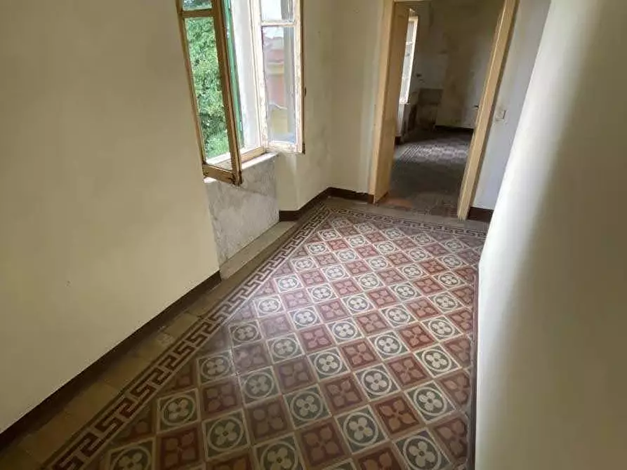 Immagine 6 di Appartamento in vendita  a Massa