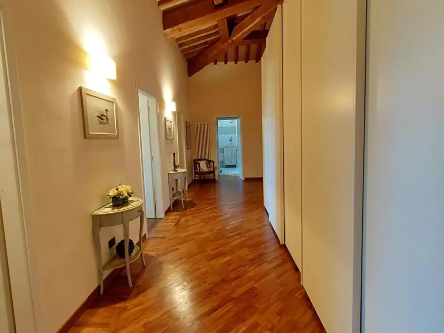 Immagine 36 di Terratetto in vendita  a Pontedera