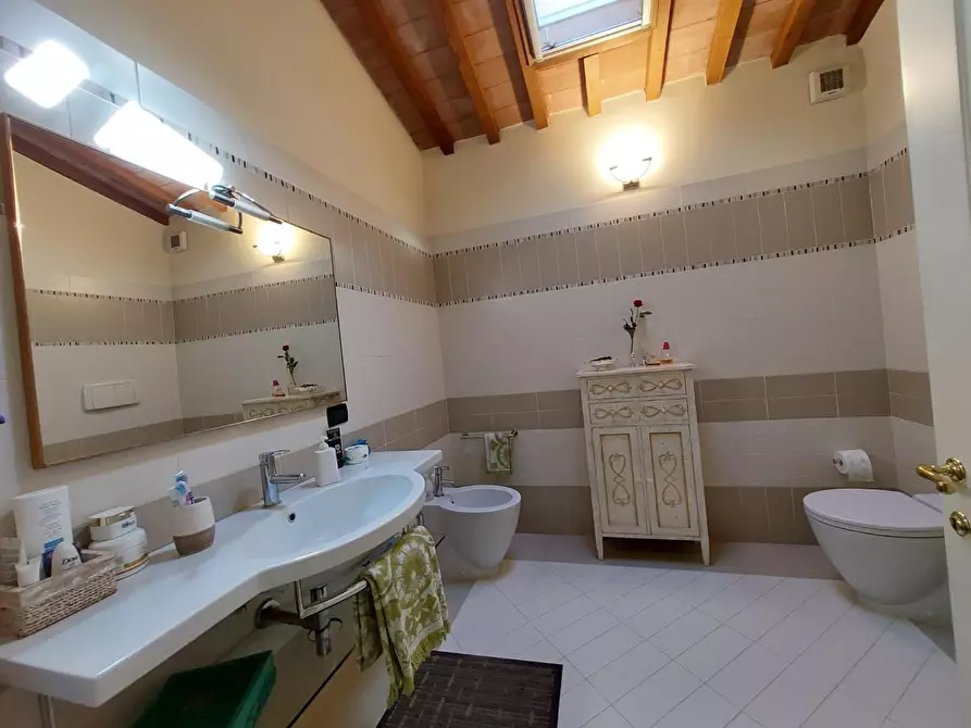 Immagine 29 di Terratetto in vendita  a Pontedera