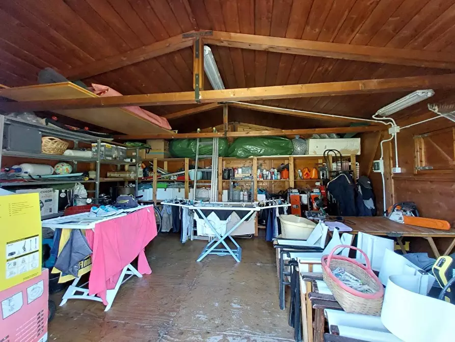 Immagine 39 di Terratetto in vendita  a Pontedera