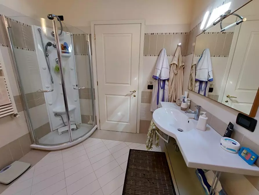 Immagine 31 di Terratetto in vendita  a Pontedera