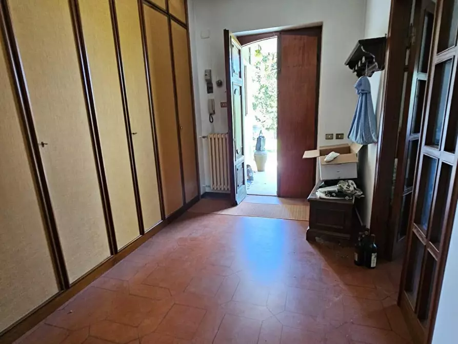 Immagine 14 di Appartamento in vendita  a Carrara