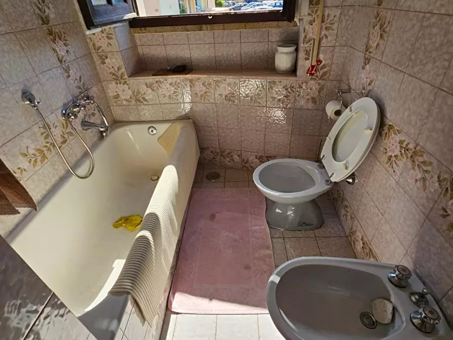 Immagine 15 di Appartamento in vendita  a Carrara