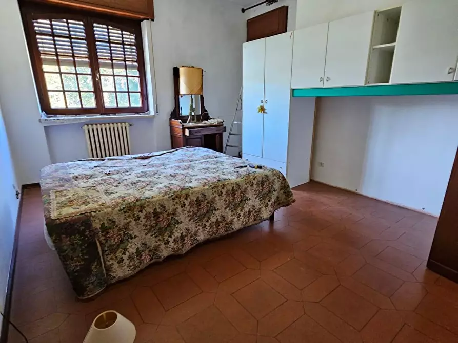 Immagine 6 di Appartamento in vendita  a Carrara