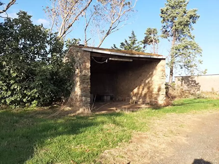 Immagine 13 di Rustico / casale in vendita  a Rosignano Marittimo