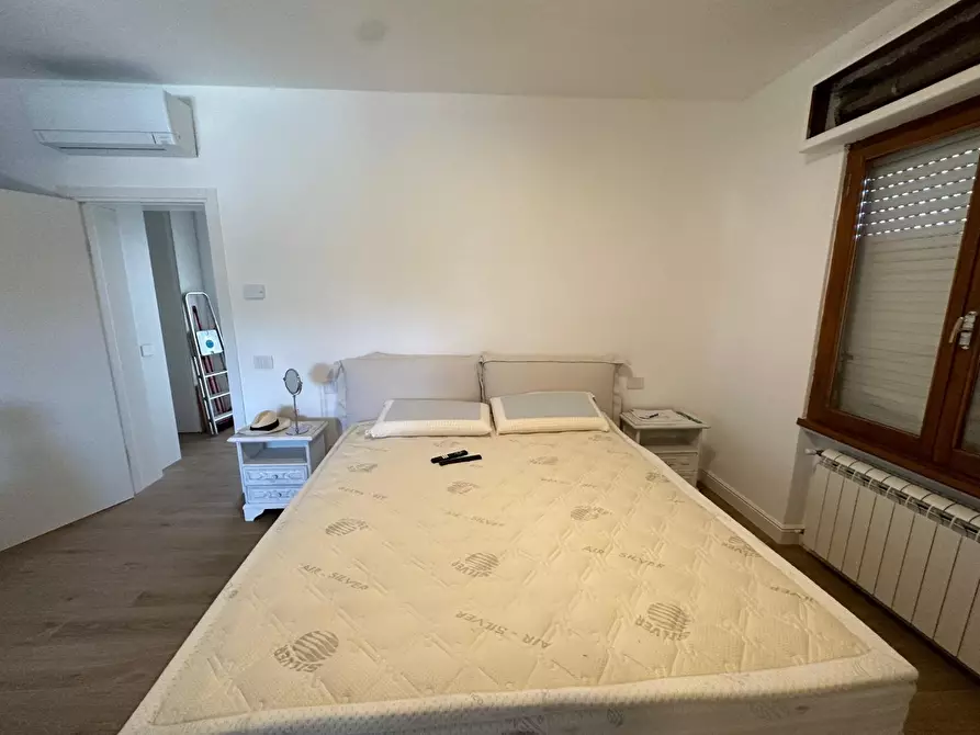 Immagine 20 di Mansarda in affitto  a Forte Dei Marmi