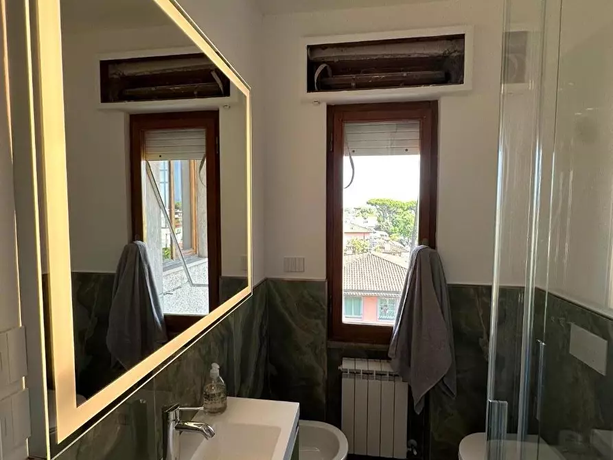 Immagine 12 di Mansarda in affitto  a Forte Dei Marmi