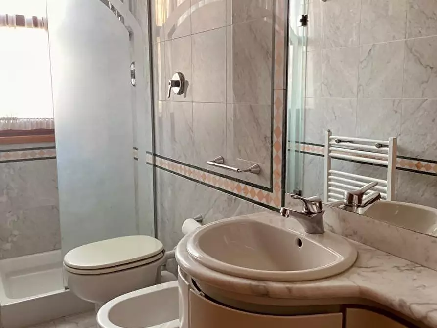 Immagine 9 di Villa in affitto  a Forte Dei Marmi