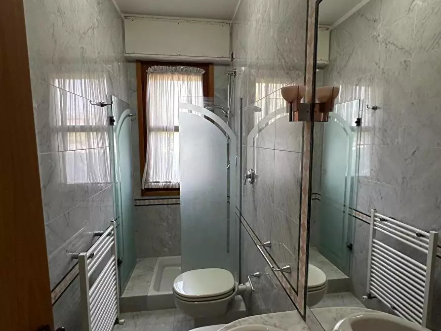 Immagine 14 di Villa in affitto  a Forte Dei Marmi