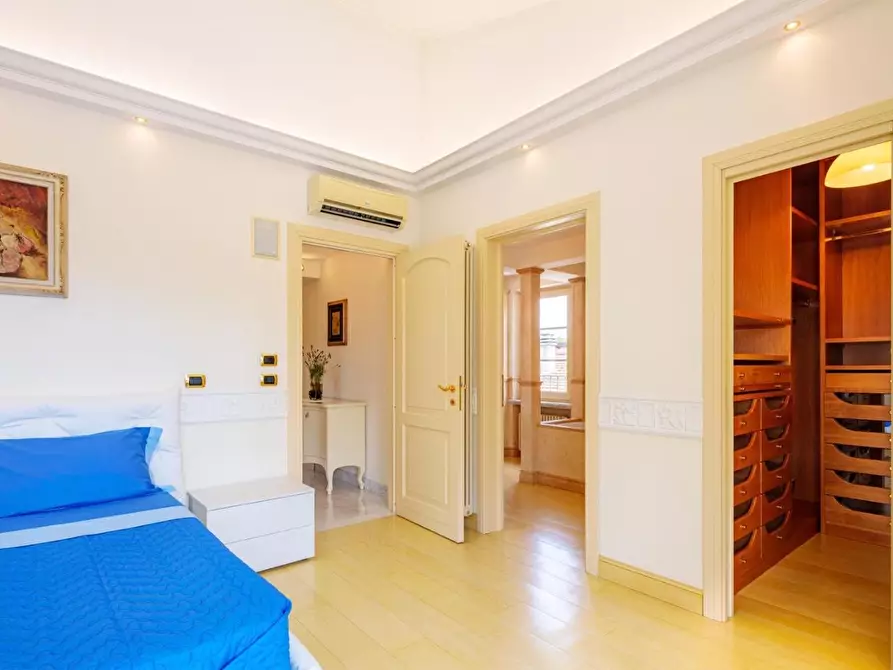 Immagine 22 di Villa in affitto  a Forte Dei Marmi