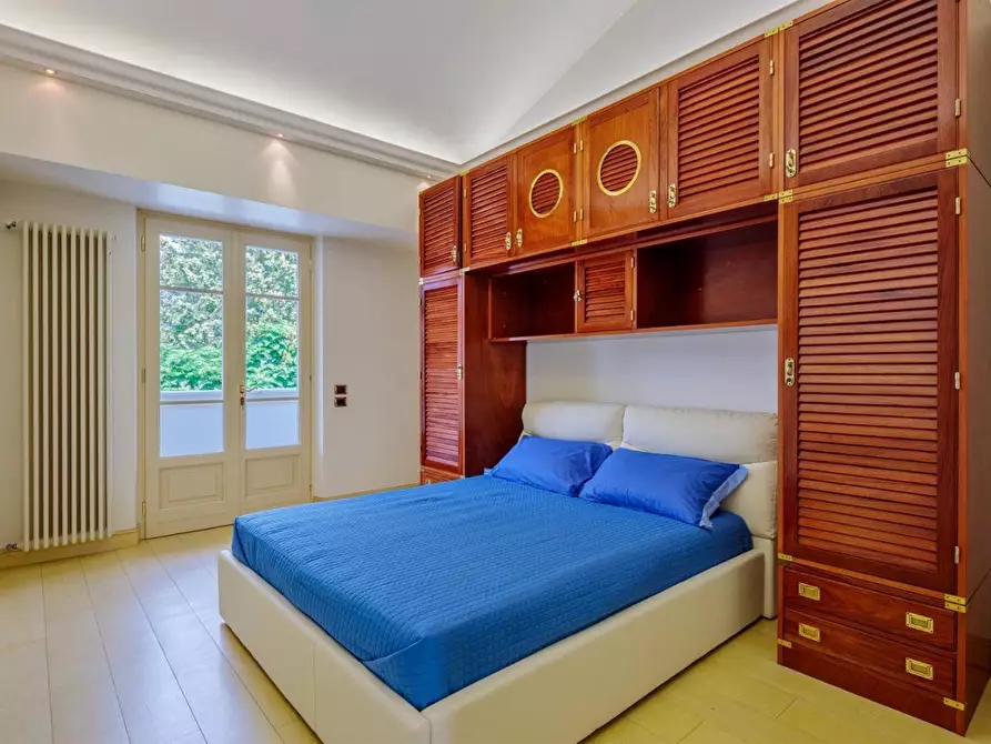 Immagine 26 di Villa in affitto  a Forte Dei Marmi