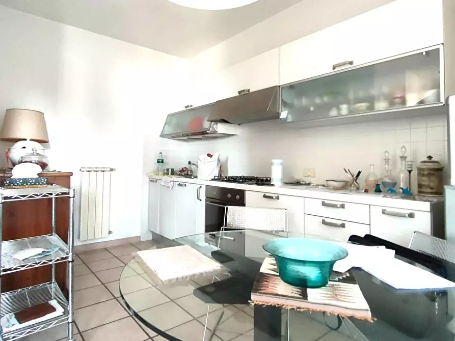 Immagine 8 di Appartamento in vendita  a Massa