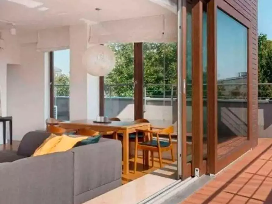 Immagine 4 di Appartamento in vendita  a Pisa