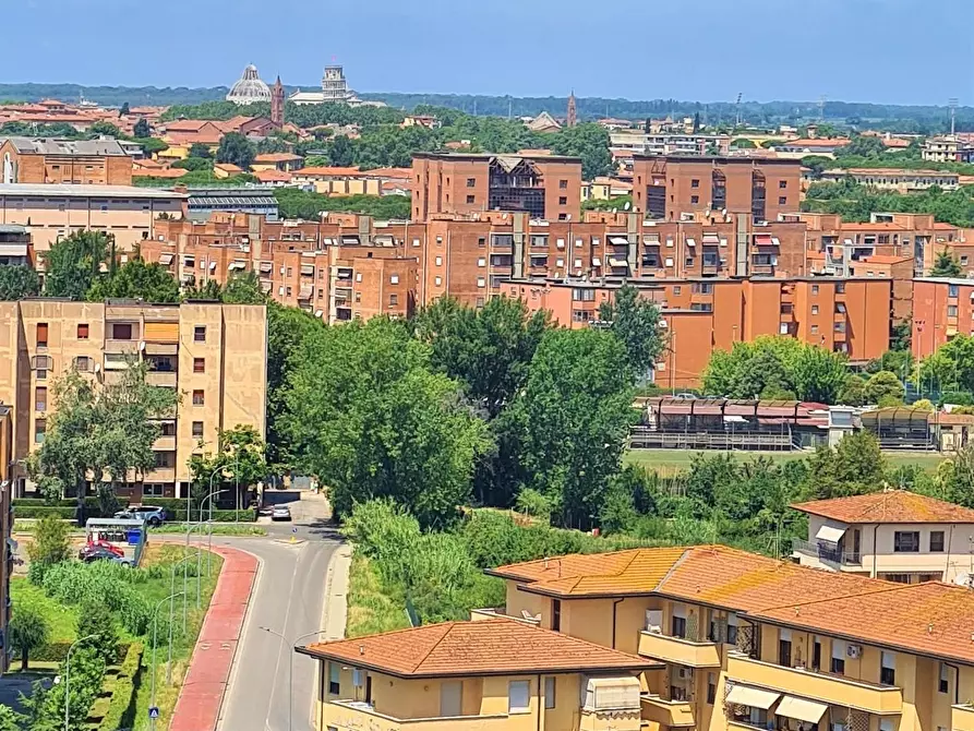 Immagine 17 di Appartamento in vendita  a Pisa