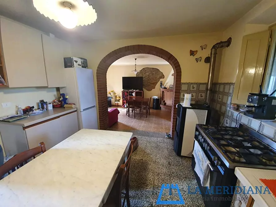 Immagine 2 di Casa indipendente in vendita  a Vinci