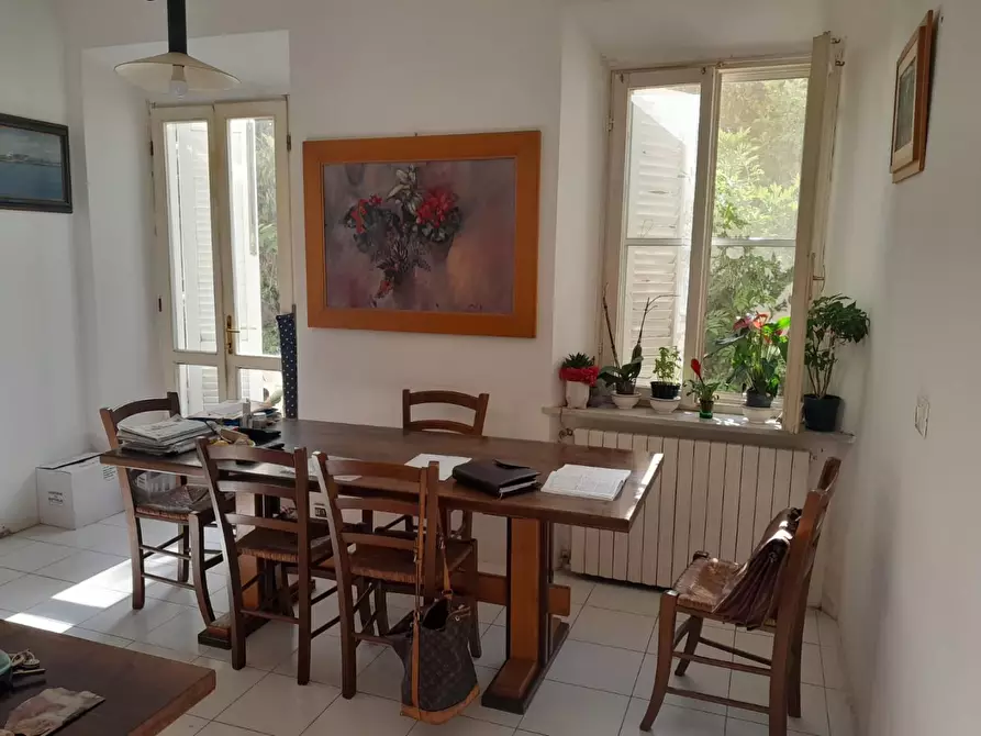 Immagine 2 di Appartamento in vendita  a Livorno