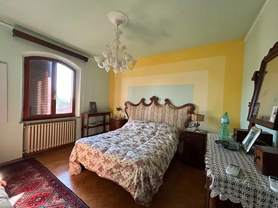Immagine 15 di Villa in vendita  a Siena