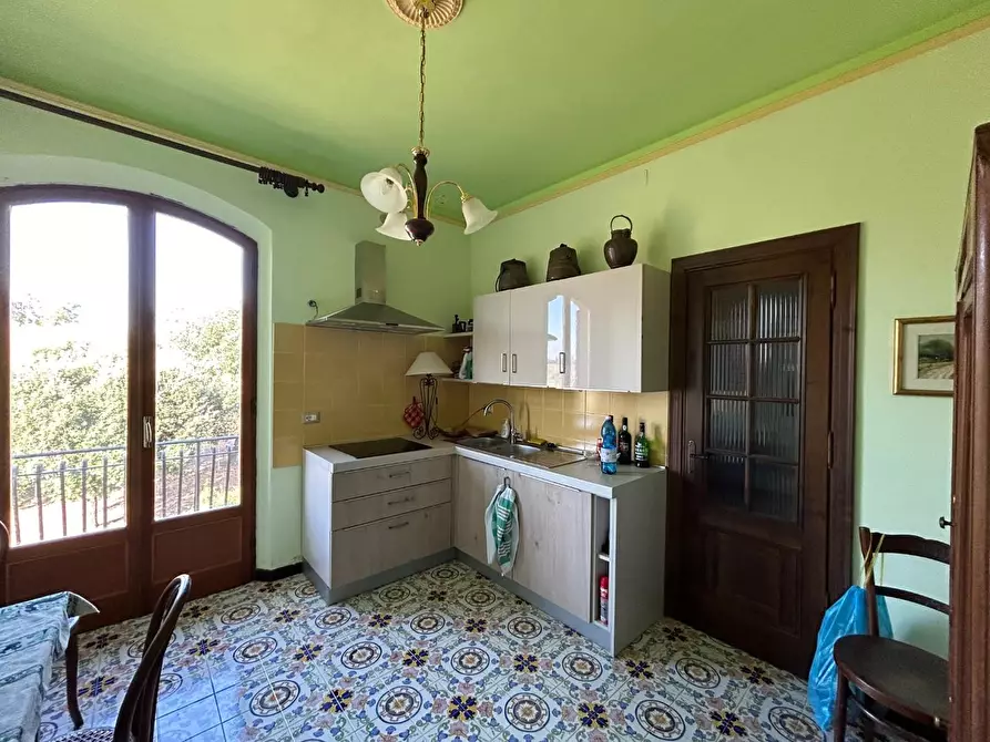 Immagine 18 di Villa in vendita  a Siena