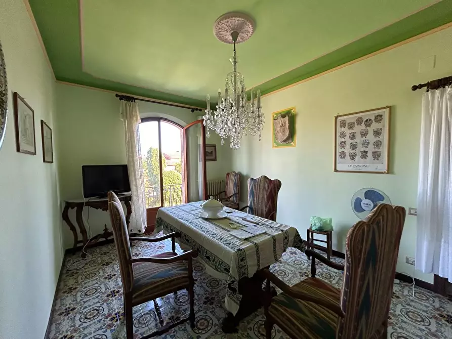 Immagine 26 di Villa in vendita  a Siena