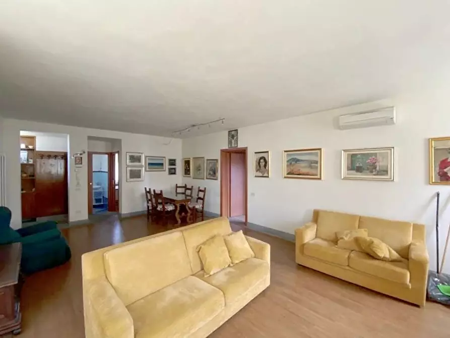 Immagine 1 di Casa bifamiliare in vendita  a Pisa