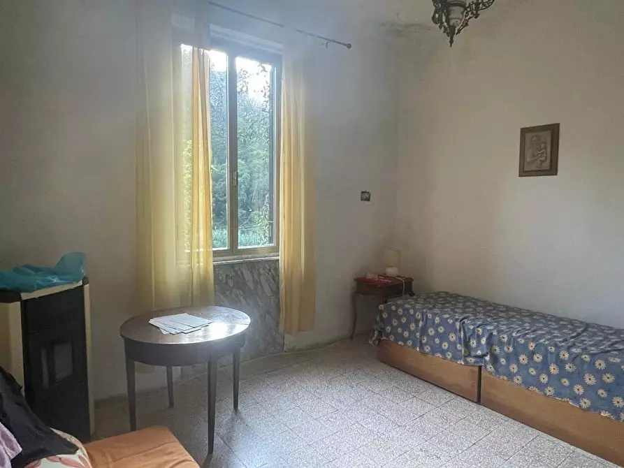 Immagine 13 di Casa indipendente in vendita  a Massa