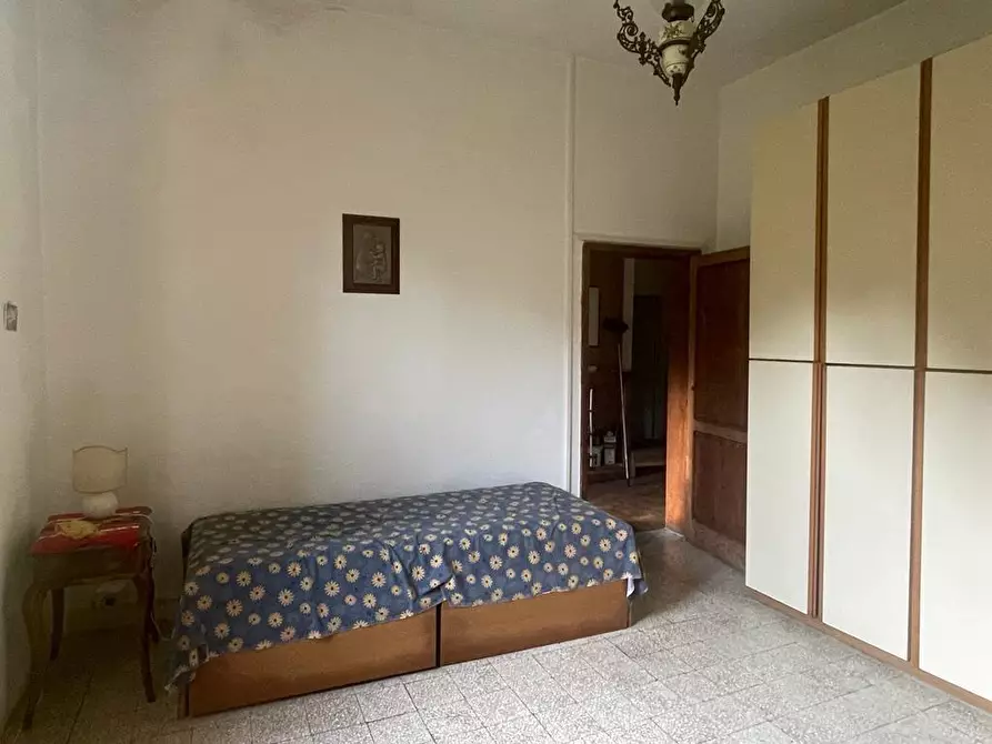 Immagine 14 di Casa indipendente in vendita  a Massa