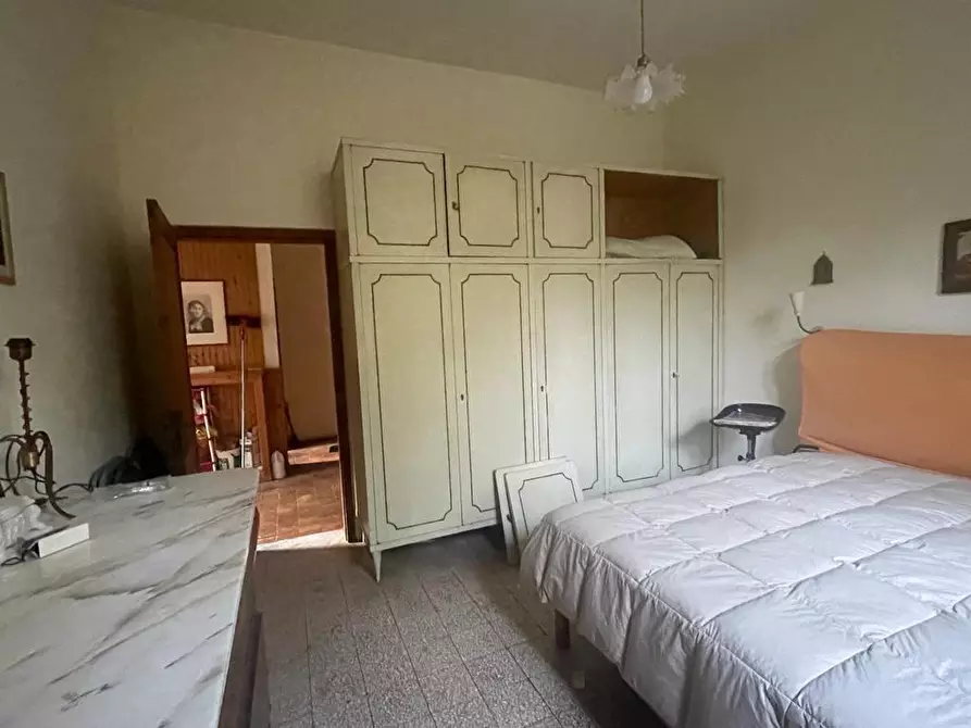 Immagine 11 di Casa indipendente in vendita  a Massa