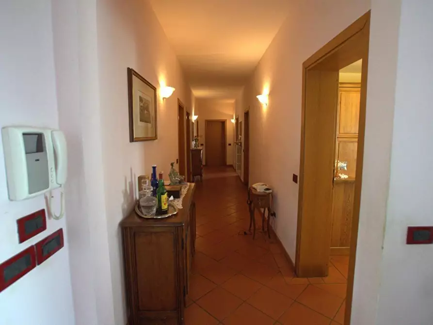 Immagine 21 di Villa in vendita  a Empoli