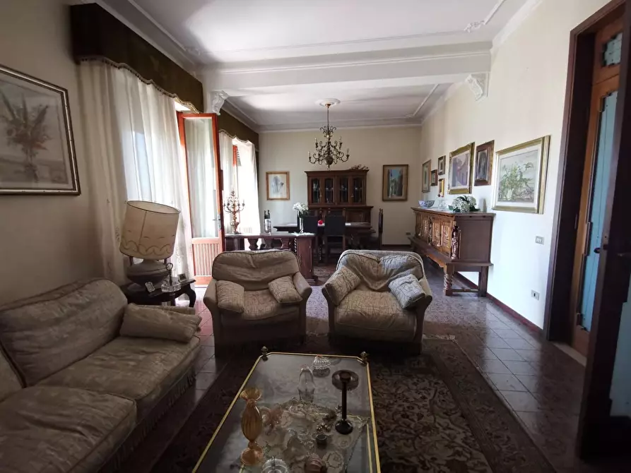 Immagine 33 di Casa indipendente in vendita  a Fucecchio