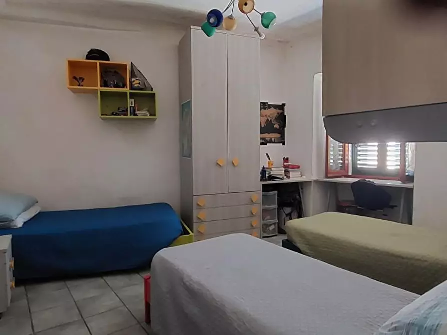 Immagine 5 di Appartamento in vendita  a Massa