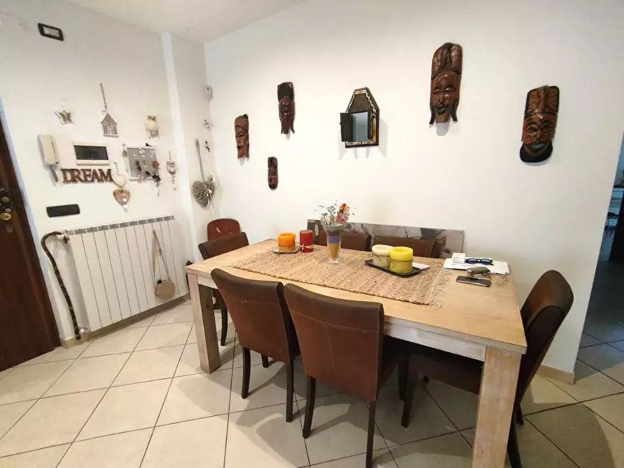 Immagine 3 di Appartamento in vendita  a Massa