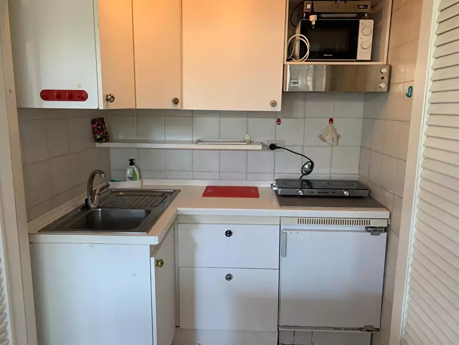 Immagine 20 di Albergo/B&B/Residence in affitto  a Livorno