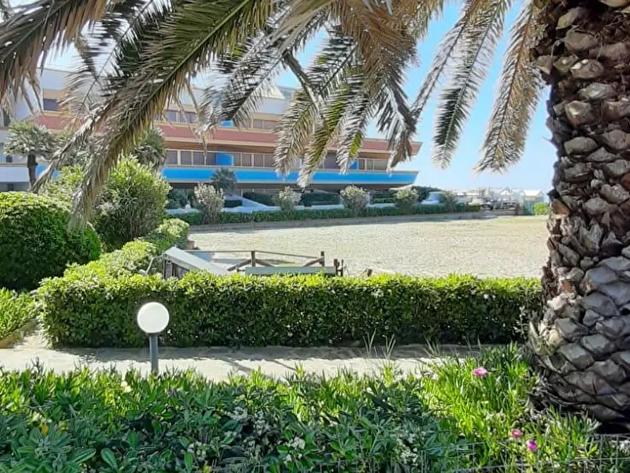 Immagine 5 di Albergo/B&B/Residence in affitto  a Livorno