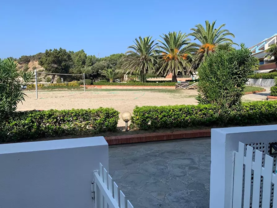 Immagine 14 di Albergo/B&B/Residence in affitto  a Livorno