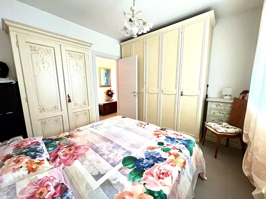 Immagine 22 di Appartamento in vendita  a Pontedera