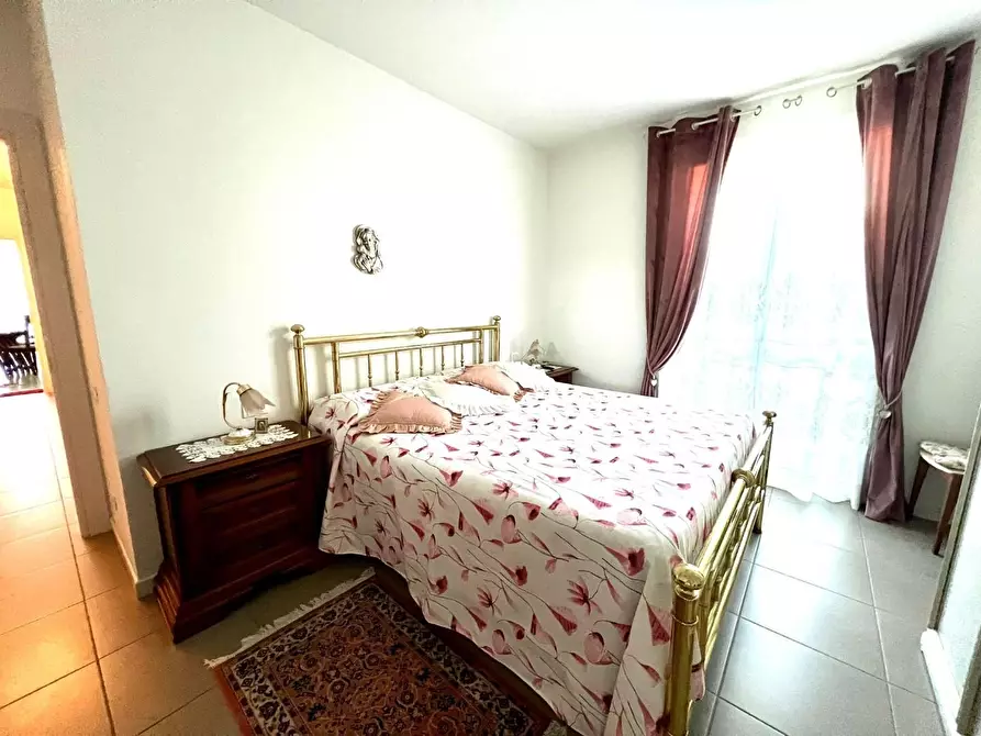 Immagine 18 di Appartamento in vendita  a Pontedera