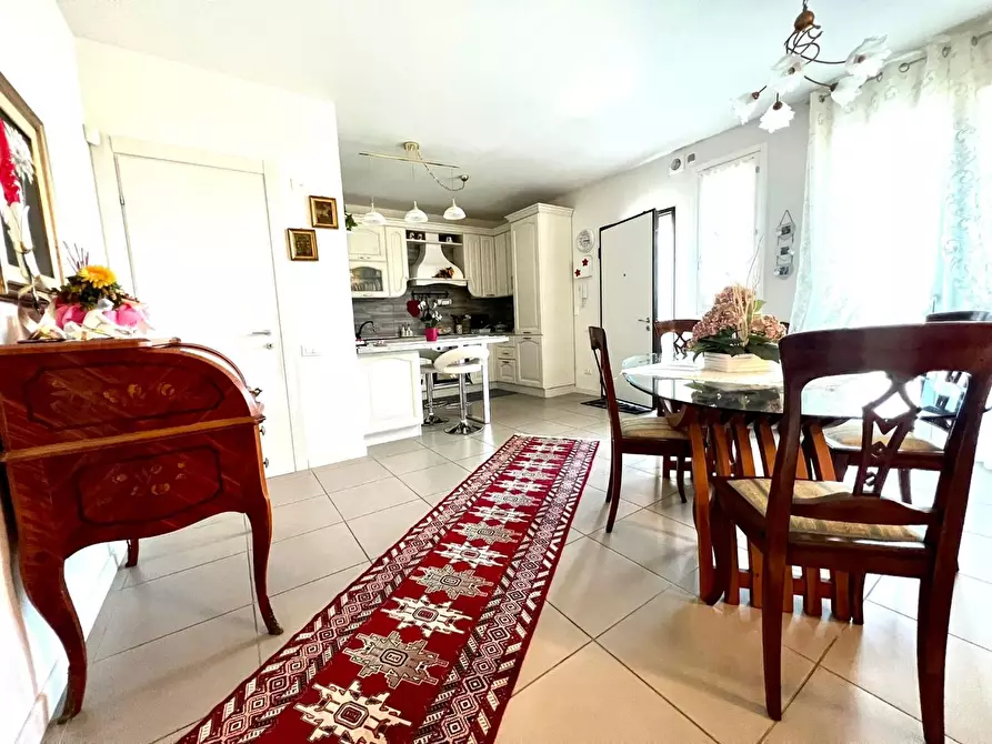 Immagine 3 di Appartamento in vendita  a Pontedera