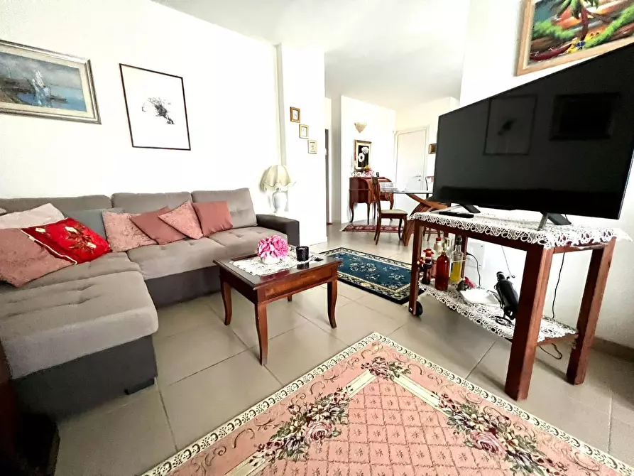 Immagine 13 di Appartamento in vendita  a Pontedera