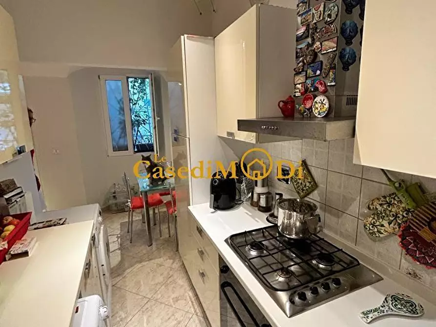 Immagine 8 di Appartamento in vendita  a Livorno