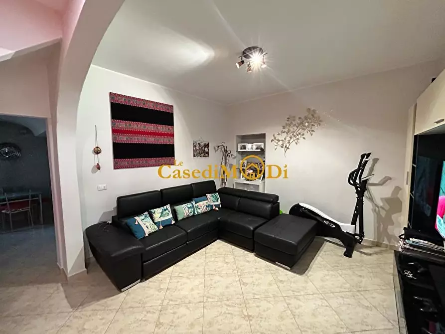 Immagine 3 di Appartamento in vendita  a Livorno