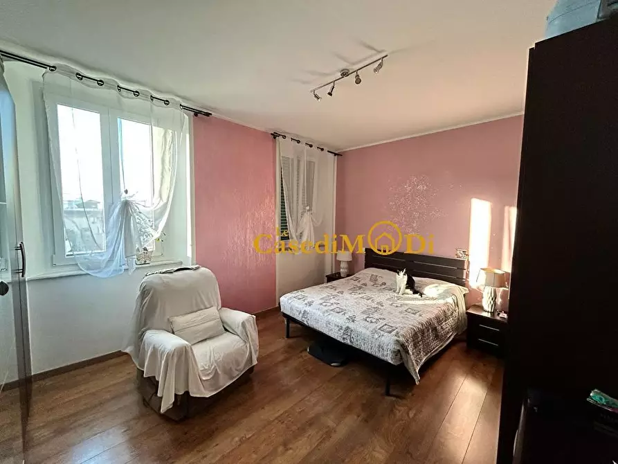 Immagine 12 di Appartamento in vendita  a Livorno