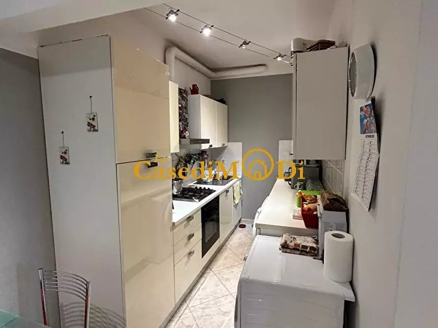 Immagine 5 di Appartamento in vendita  a Livorno